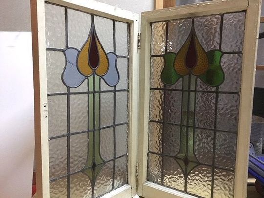 ステンドグラス修理事例の紹介 - ステンドグラス虹工房