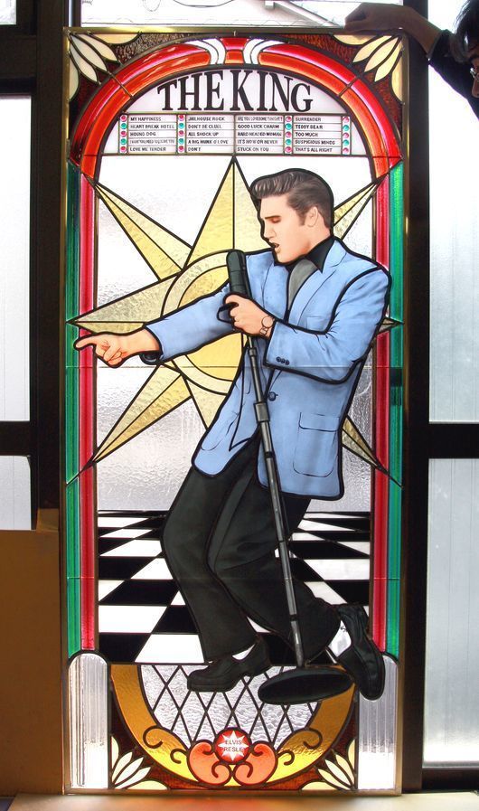 エルビス・プレスリー T様邸 - ステンドグラス虹工房